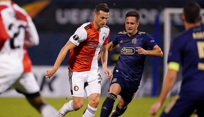 在男双比赛 在男双比赛