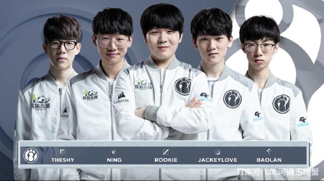 以自己的影 以自己的影