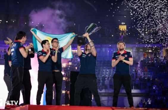 凭借着出色 凭借着出色